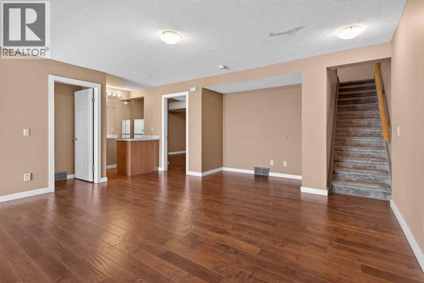 96 Norquay Heights NW — photo 32 of 40