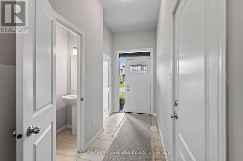 689 Taliesin Crescent E, Ottawa, photo 3