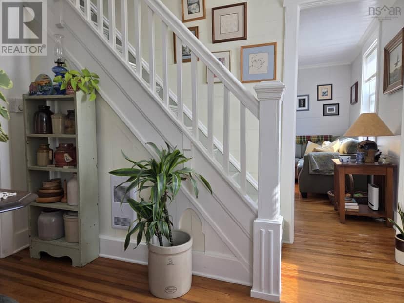 36 Carr Rd — photo 3 of 38