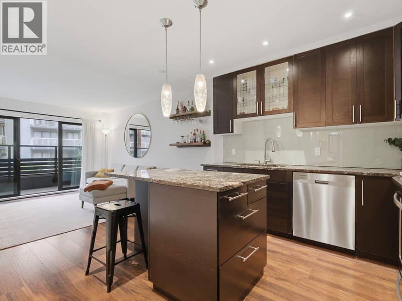 216 1549 Kitchener Street, Vancouver, photo 2