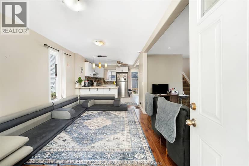 768 McKay — photo 15 of 33