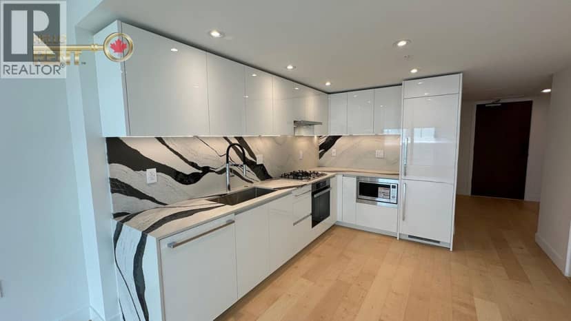 304 135 E 13TH STREET, North Vancouver, photo 7