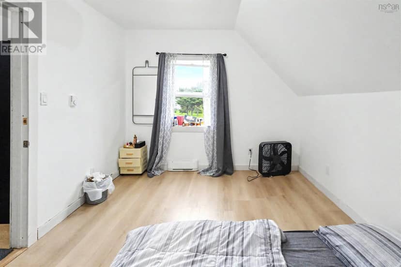 23 Doolans Lane — photo 13 of 26