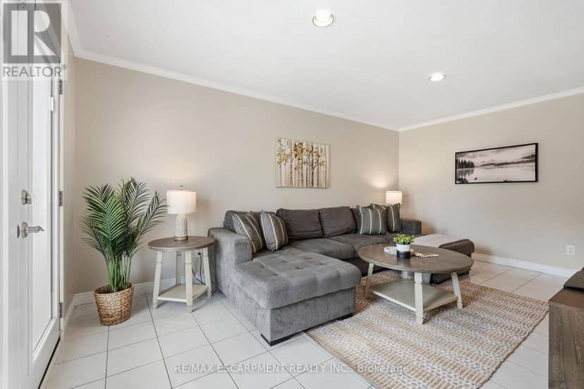 10 Acacia Street — photo 17 of 40