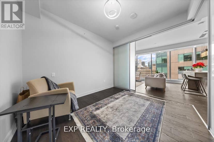910 - 101 Queen Street — photo 18 of 36