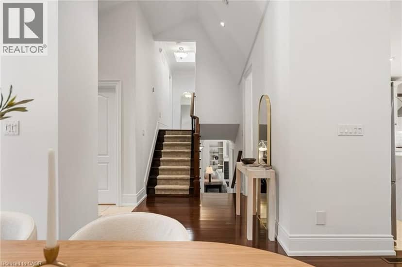 1063 GREENOAKS Drive — photo 15 of 40