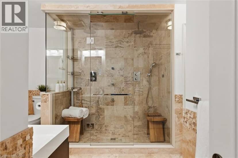 1063 GREENOAKS Drive — photo 19 of 40