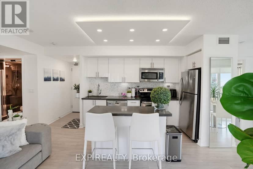 813 - 155 Legion Road N — photo 12 of 40