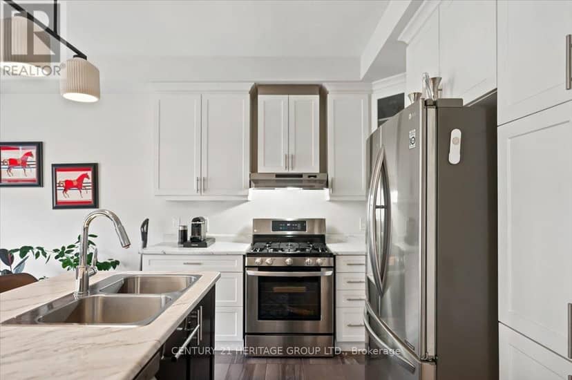 100 Mondial Crescent E, East Gwillimbury, photo 4