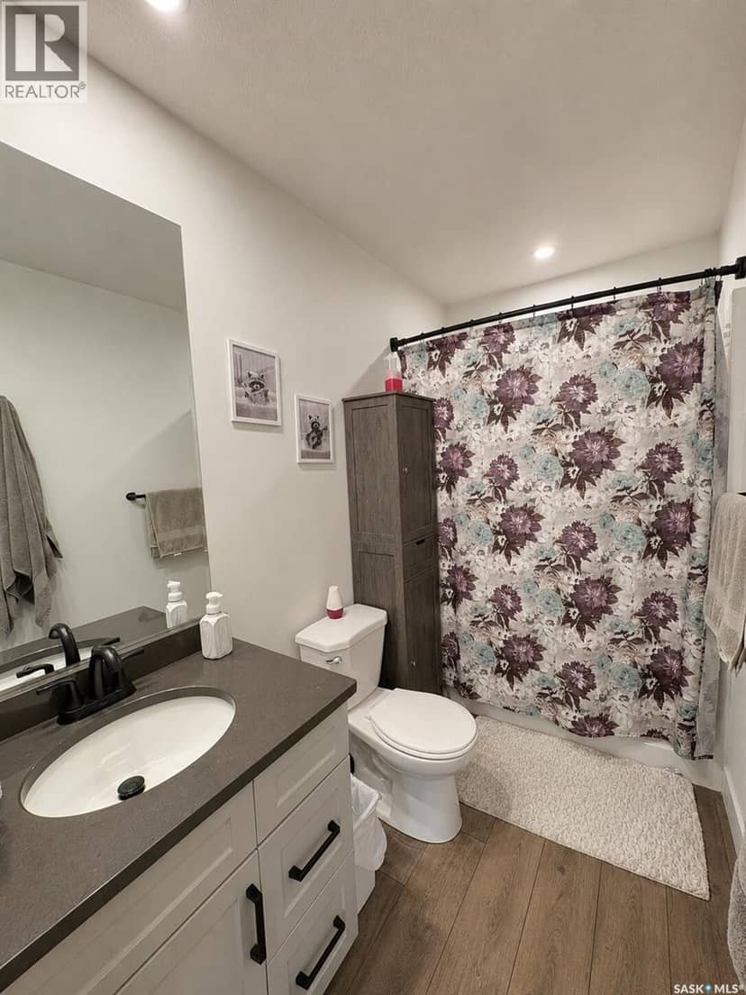 218 Kestrel COURT — photo 11 of 32