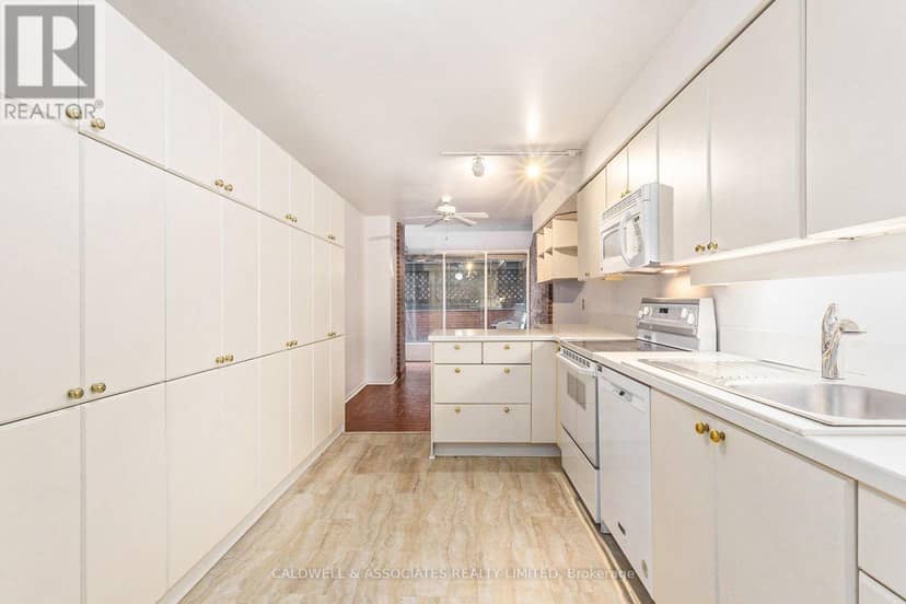 1 - 140 Rideau Terrace — photo 11 of 39