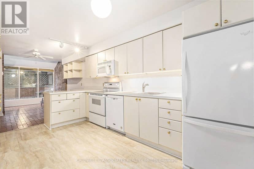 1 - 140 Rideau Terrace — photo 12 of 39