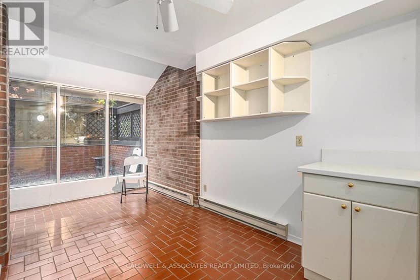 1 - 140 Rideau Terrace — photo 13 of 39