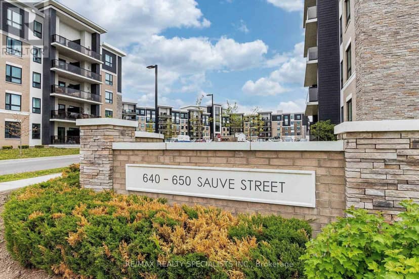 221 - 640 Sauve Street, Milton, photo 2