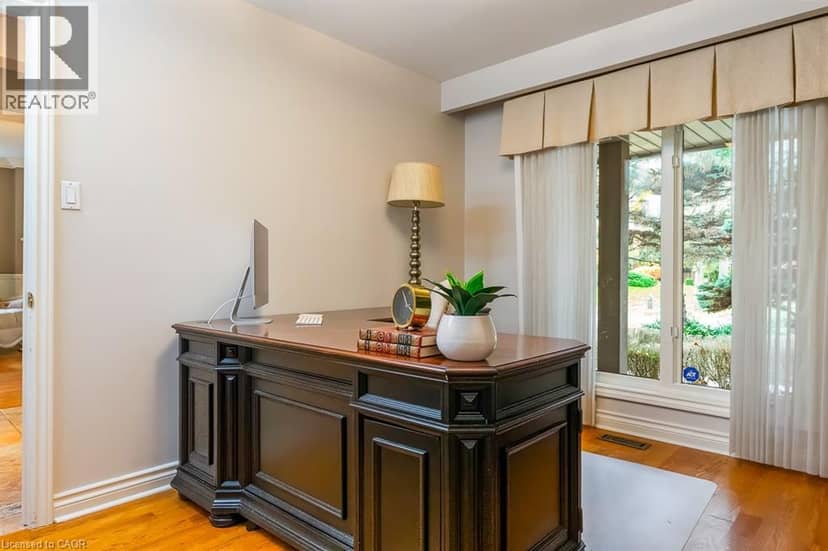 2372 CARRINGTON Place — photo 17 of 40