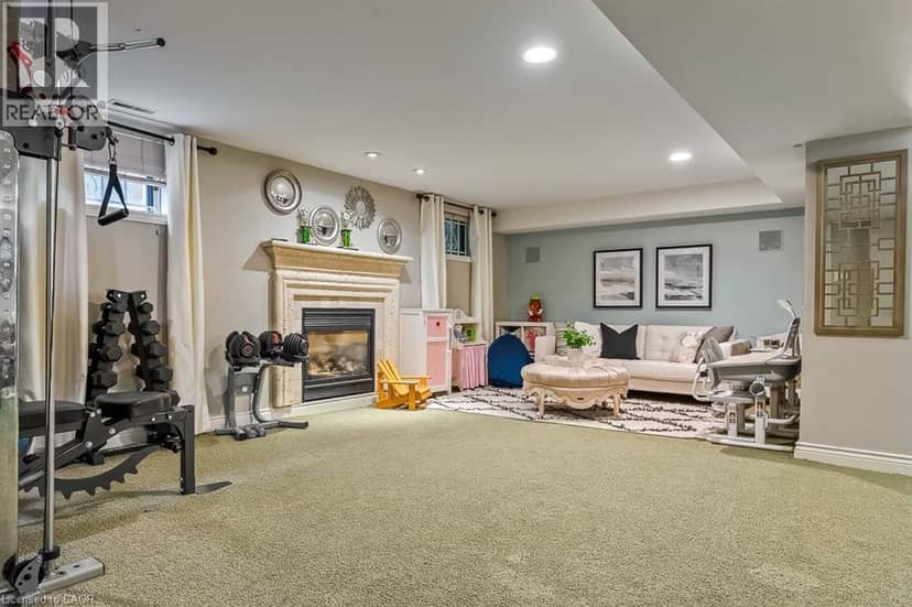 2372 CARRINGTON Place — photo 30 of 40
