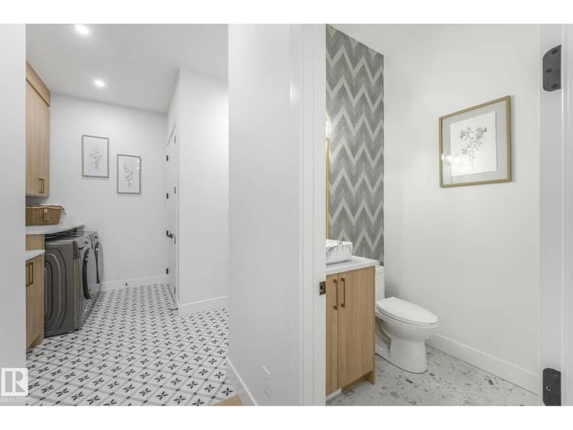 5 Sterlingshire Manor — photo 14 of 18