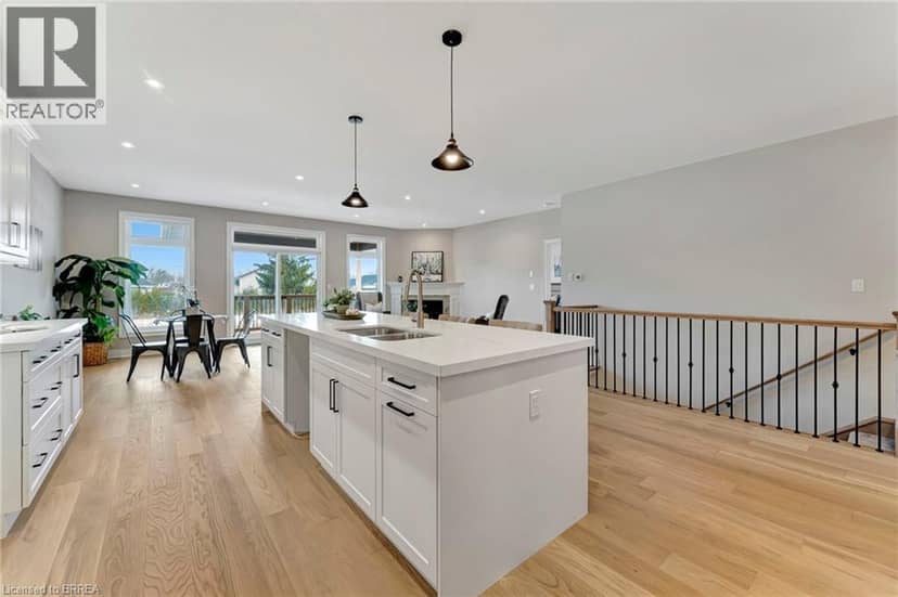 93 CRADDOCK Boulevard — photo 6 of 22