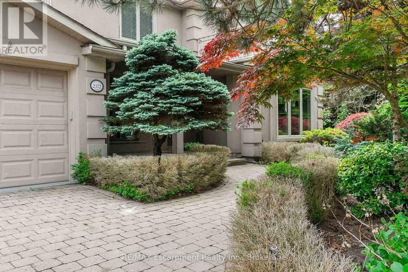 2372 Carrington Place, Oakville, photo 3