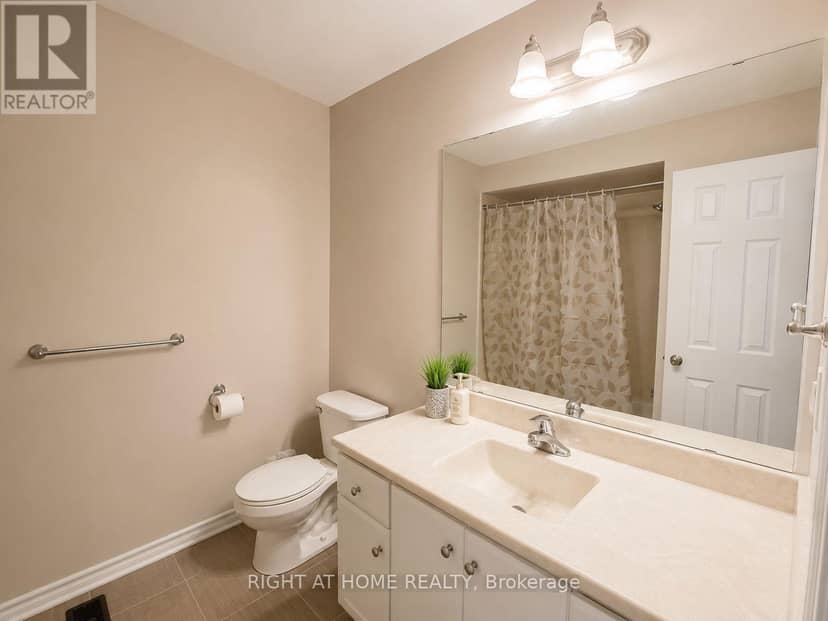 60 Zachary Place N — photo 19 of 23