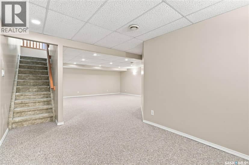 5012 Central AVENUE — photo 32 of 40