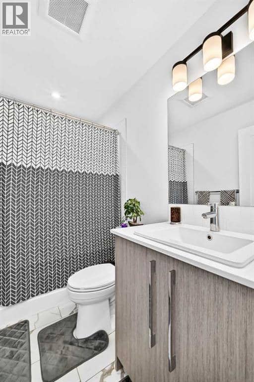 118 Chelsea Mews — photo 23 of 30