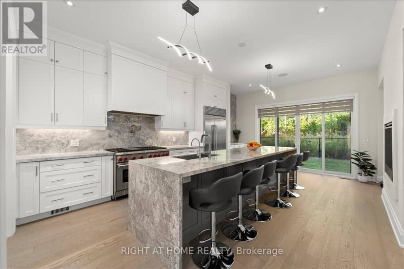 121 Milky Way Drive, Richmond Hill, photo 6