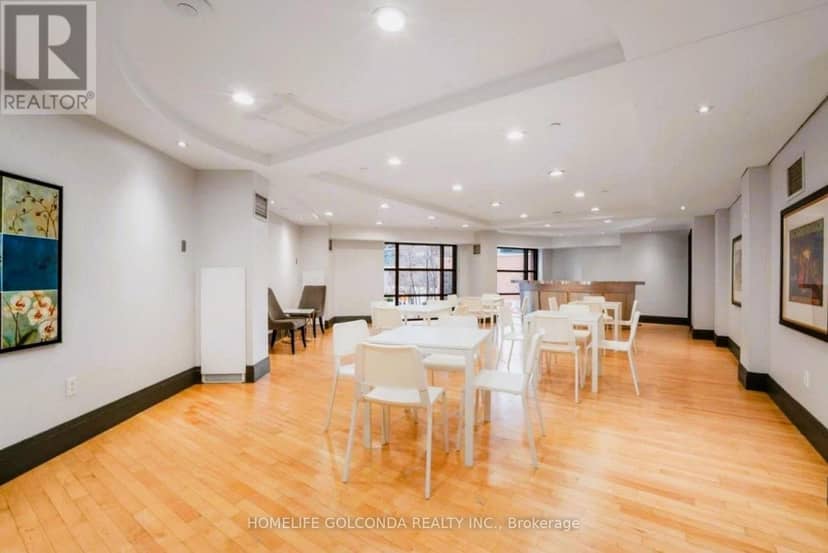3412 - 33 Sheppard Avenue E — photo 37 of 40