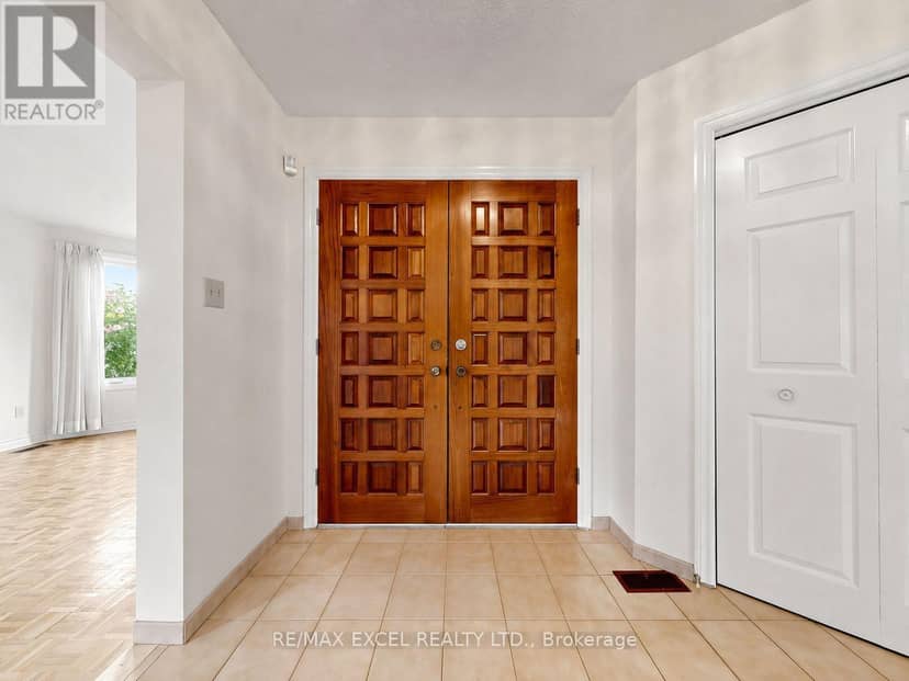 3 Lovekin Grove, Toronto, photo 4