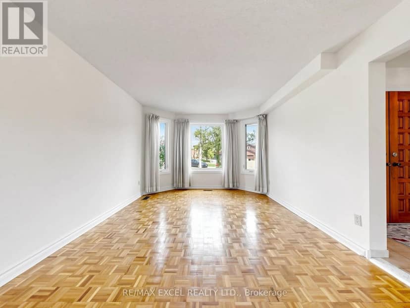 3 Lovekin Grove, Toronto, photo 8