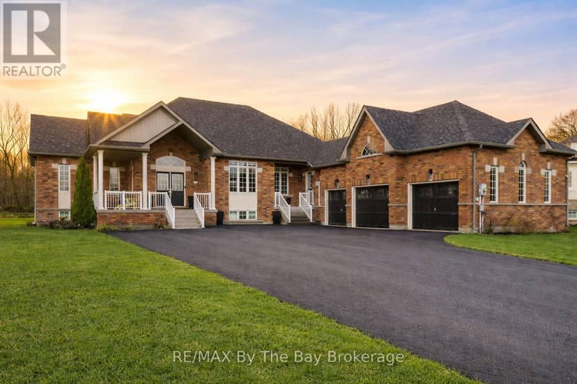 10 Basswood Drive, Wasaga Beach