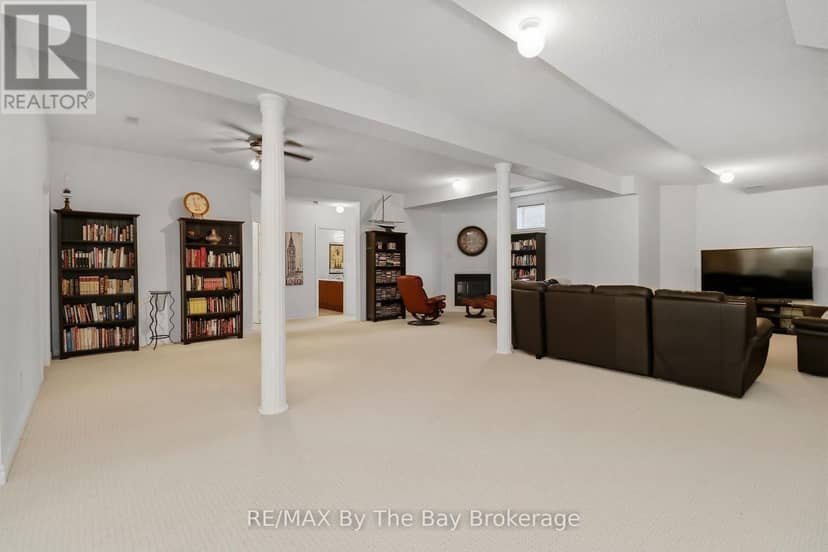 10 Basswood Drive, Wasaga Beach, photo 7