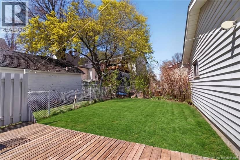 9 Mansfield — photo 17 of 33