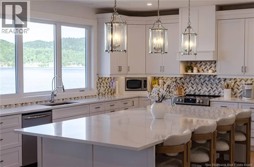 615 Gondola Point — photo 13 of 40