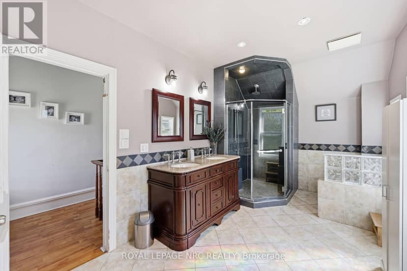 776 Canboro Road — photo 25 of 32