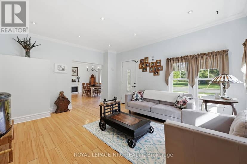 776 Canboro Road — photo 9 of 32