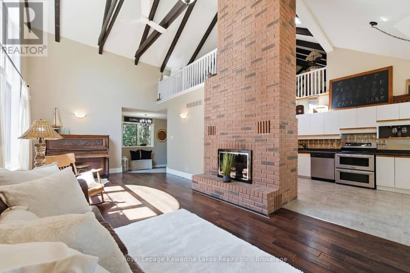100 Pinewood Boulevard — photo 14 of 40