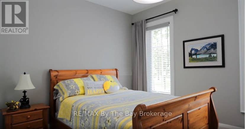81 Spruce Street — photo 12 of 36