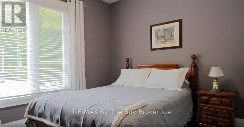 81 Spruce Street — photo 13 of 36