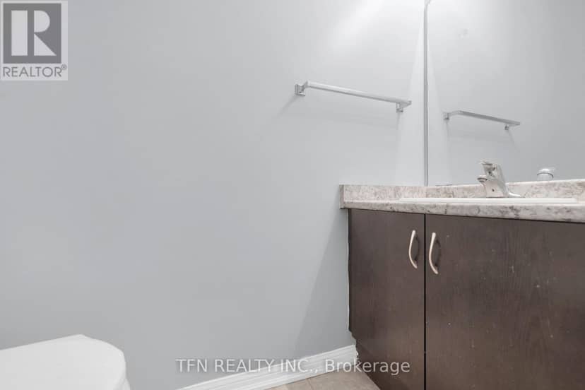24 Don Hadden Crescent — photo 23 of 40