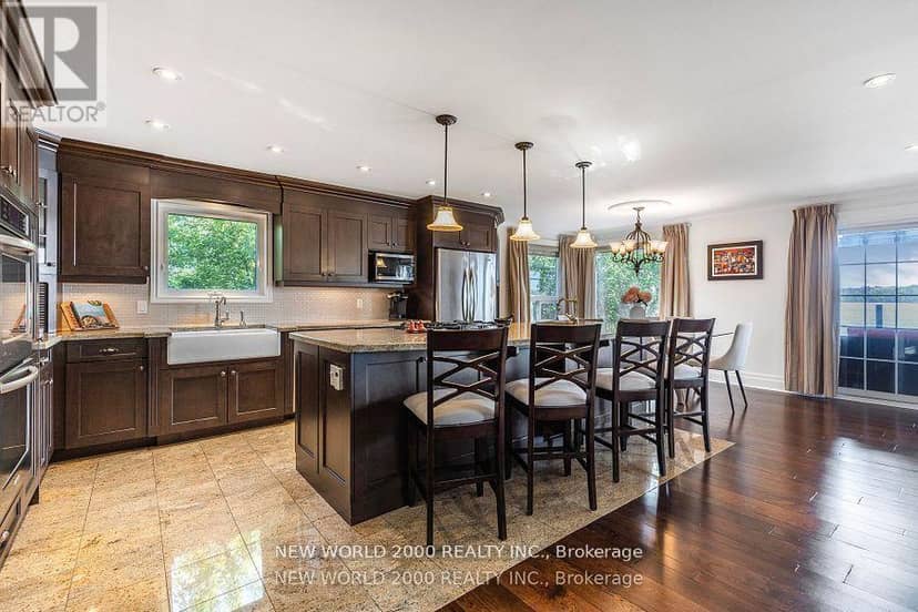 245 Lakeland Crescent, Richmond Hill, photo 4