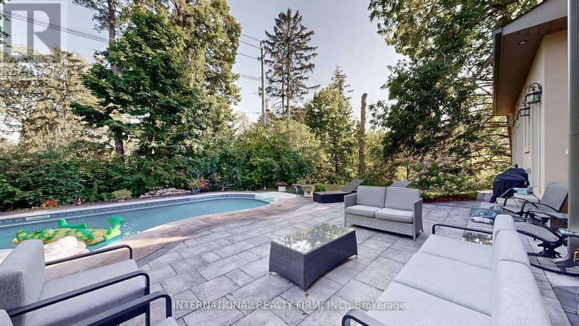 1286 Cambridge Drive — photo 23 of 25