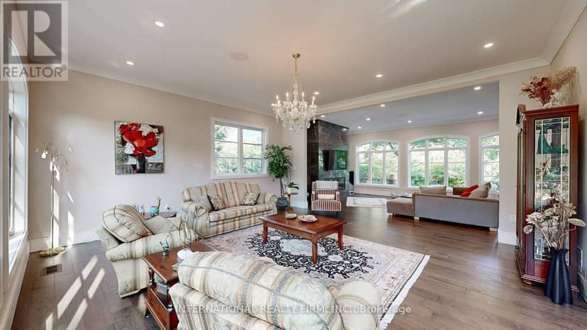 1286 Cambridge Drive — photo 5 of 25