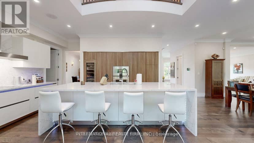 1286 Cambridge Drive — photo 9 of 25