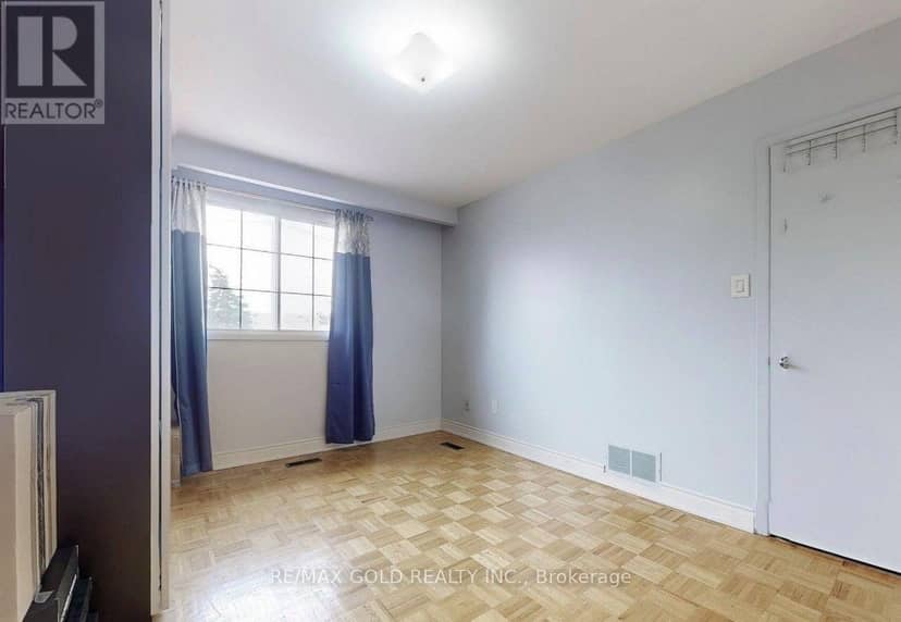 8 - 7033 Netherbrae Road — photo 12 of 21