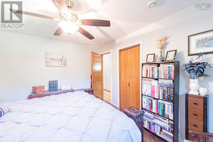 4 Three Brooks Road — photo 16 of 40