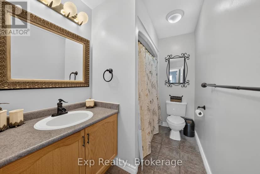 59 Avondale Road — photo 14 of 27