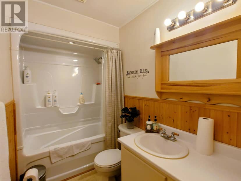 34 Lockwood Drive — photo 15 of 29