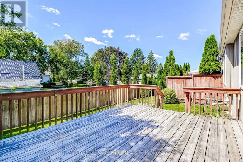 12 - 92 Loretta Drive — photo 29 of 40