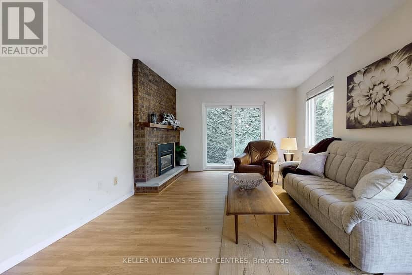 27 Hawthorne Lane — photo 13 of 37